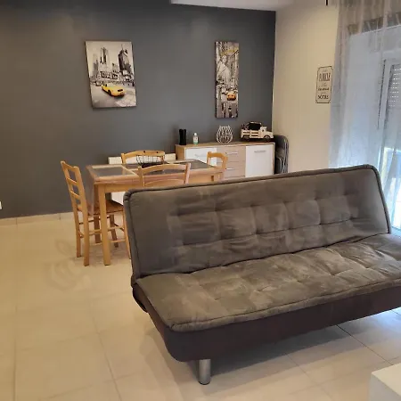 Petite Maison En Pierre Au Coeur Du Perigord Noir Salignac Eyvigues