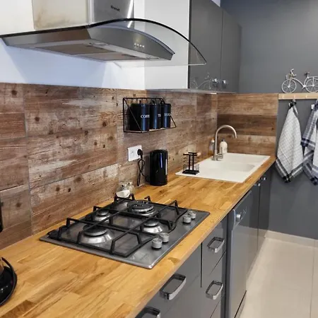 Petite Maison En Pierre Au Coeur Du Perigord Noir Holiday home Salignac Eyvigues